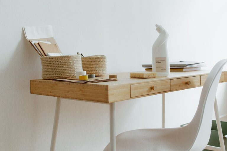 Simple Strategies for Organizing a Clutter-Free Home Office Space